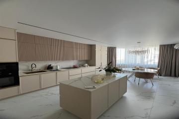 Фото №1: 3-комнатная квартира 101 м² - Краснодар, мкр. Центральный, ул. Октябрьская, 181/2