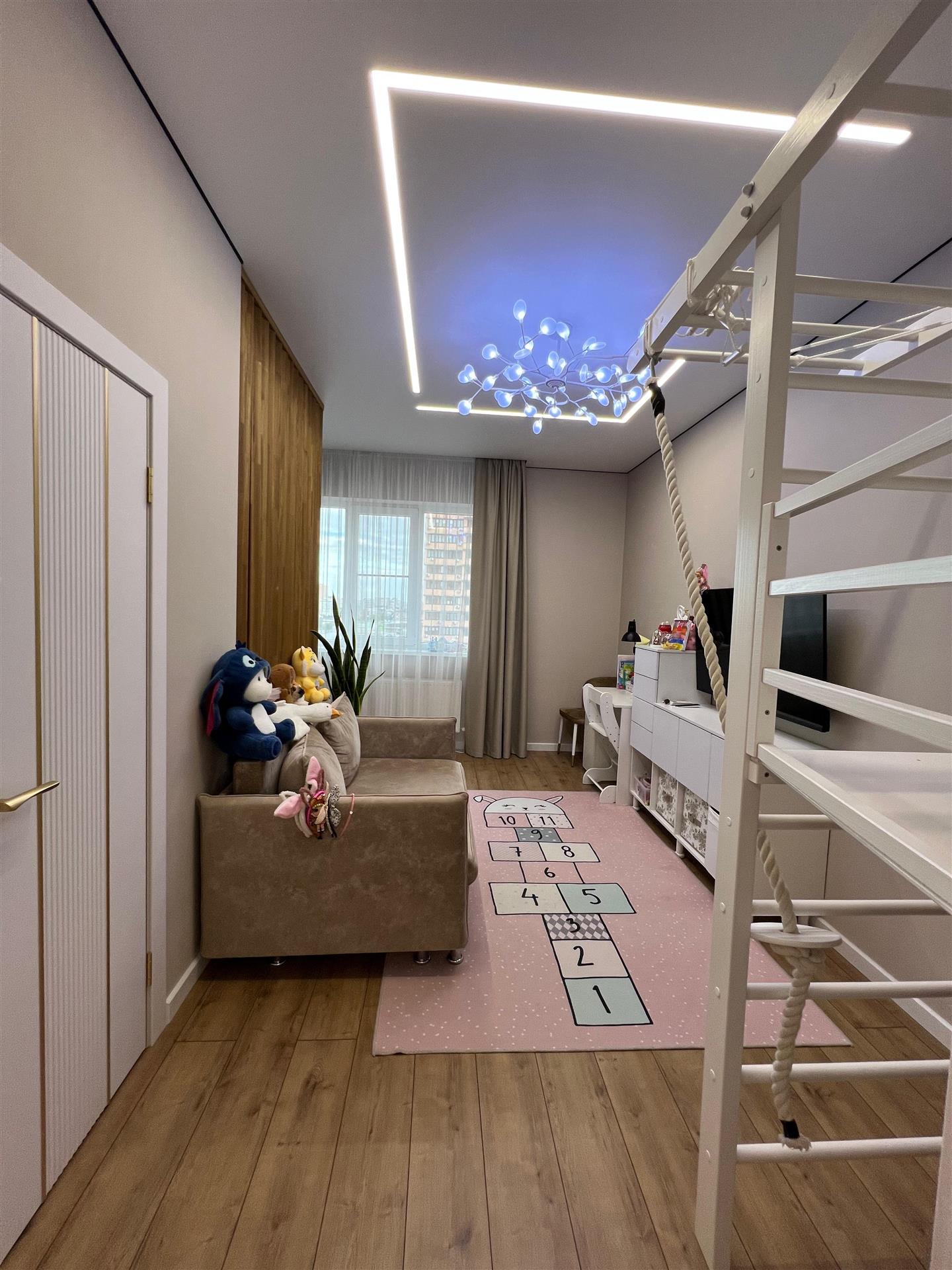 Фото №7: 3-комнатная квартира 106 м² - Краснодар, ЖК Октябрьский, жилой комплекс Центральный, Центральный внутригородской округ, Западный внутригородской округ, мкр. Центральный, ул. Октябрьская, 181/2