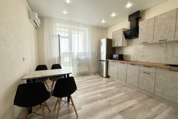 Фото №1: 2-комнатная квартира 52 м² - Краснодар, мкр. жилой комплекс Ракурс, ул. имени Героя Ростовского, 8к6