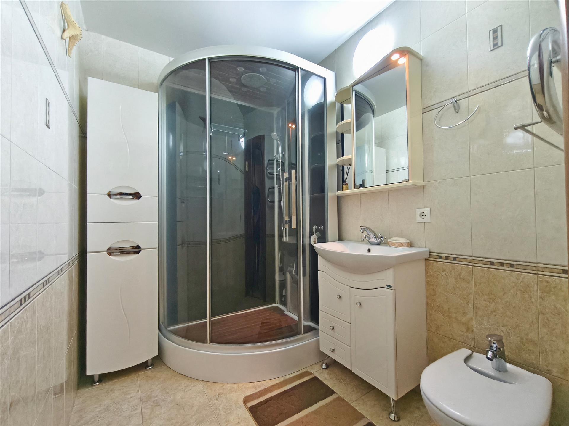 Фото №15: 3-комнатная квартира 91 м² - Краснодар, Прикубанский внутригородской округ, мкр. Микрохирургии глаза, ул. Академика Лукьяненко, 26