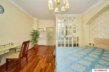 Фото №3: 4-комнатная квартира 137 м² - Краснодар, мкр. Центральный, ул. Октябрьская, 74