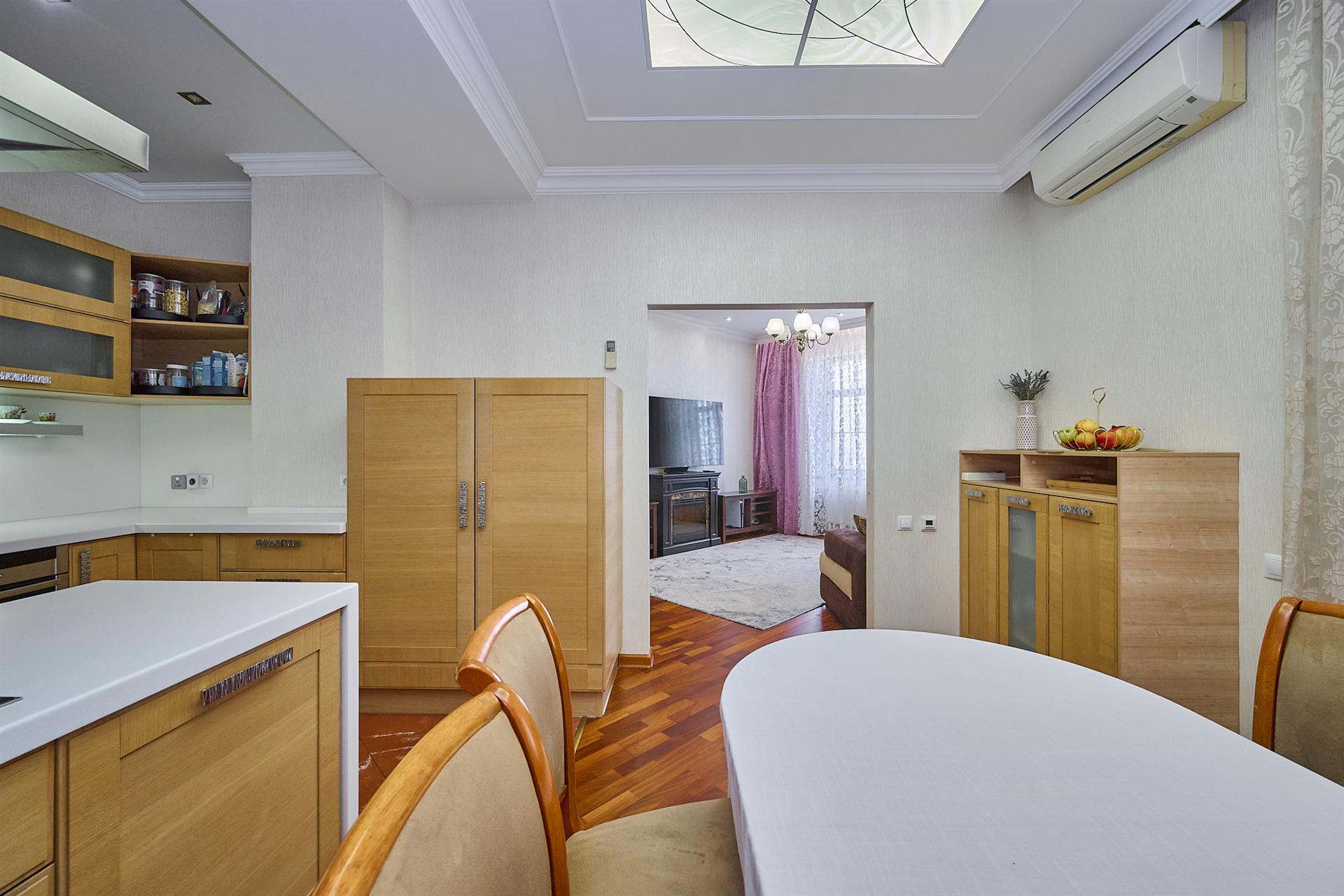 Фото №26: 3-комнатная квартира 137 м² - Краснодар, Центральный внутригородской округ, Западный внутригородской округ, мкр. Центральный, ул. Октябрьская, 74