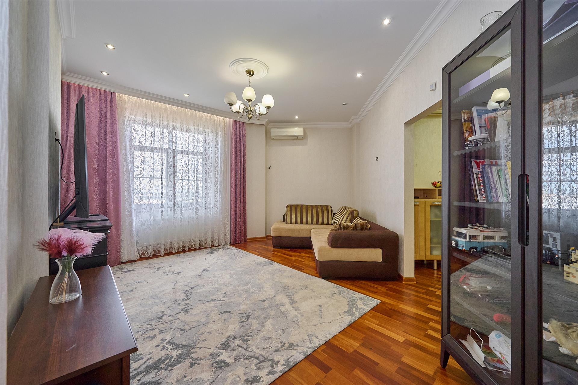 Фото №28: 3-комнатная квартира 137 м² - Краснодар, Центральный внутригородской округ, Западный внутригородской округ, мкр. Центральный, ул. Октябрьская, 74