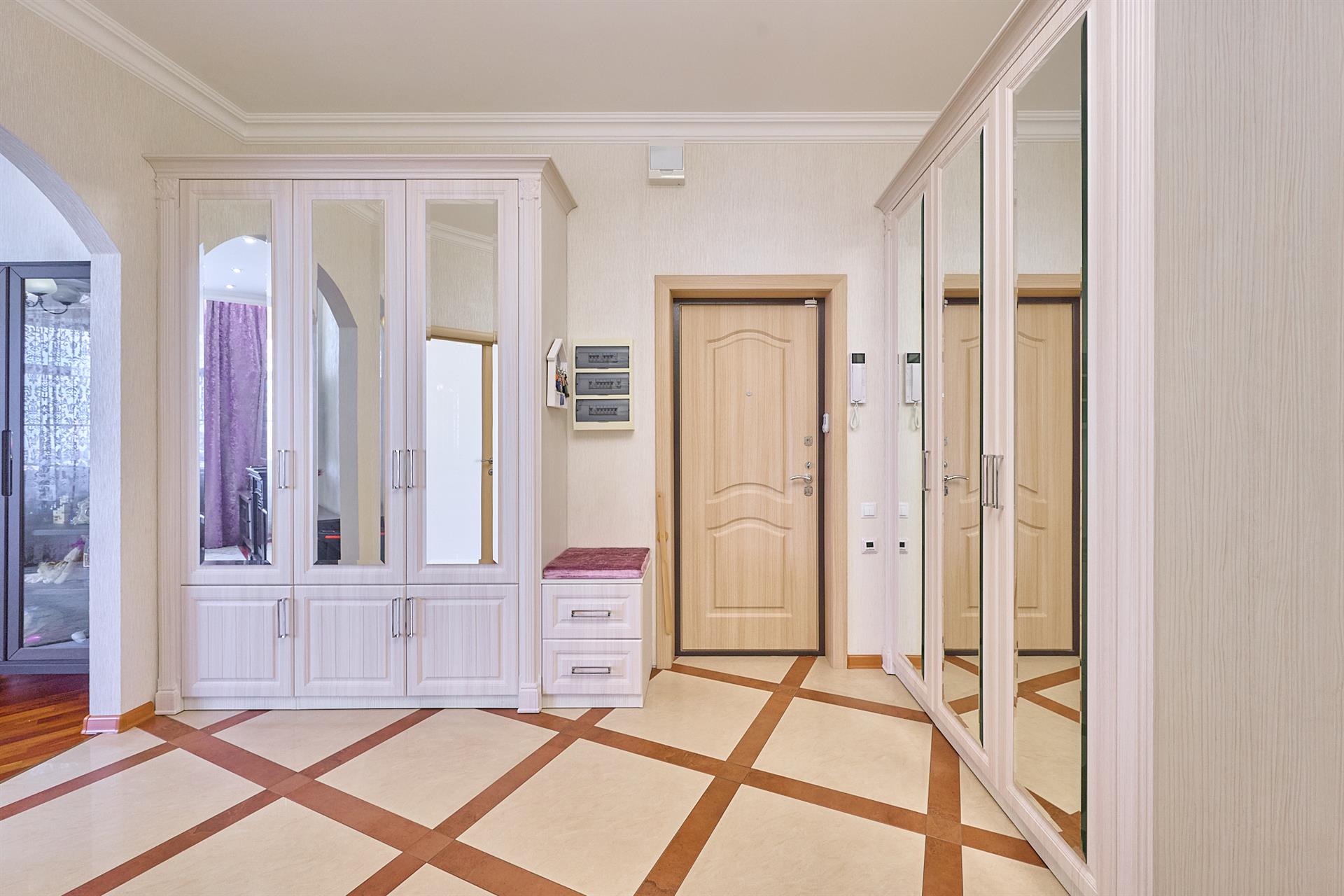 Фото №33: 3-комнатная квартира 137 м² - Краснодар, Центральный внутригородской округ, Западный внутригородской округ, мкр. Центральный, ул. Октябрьская, 74