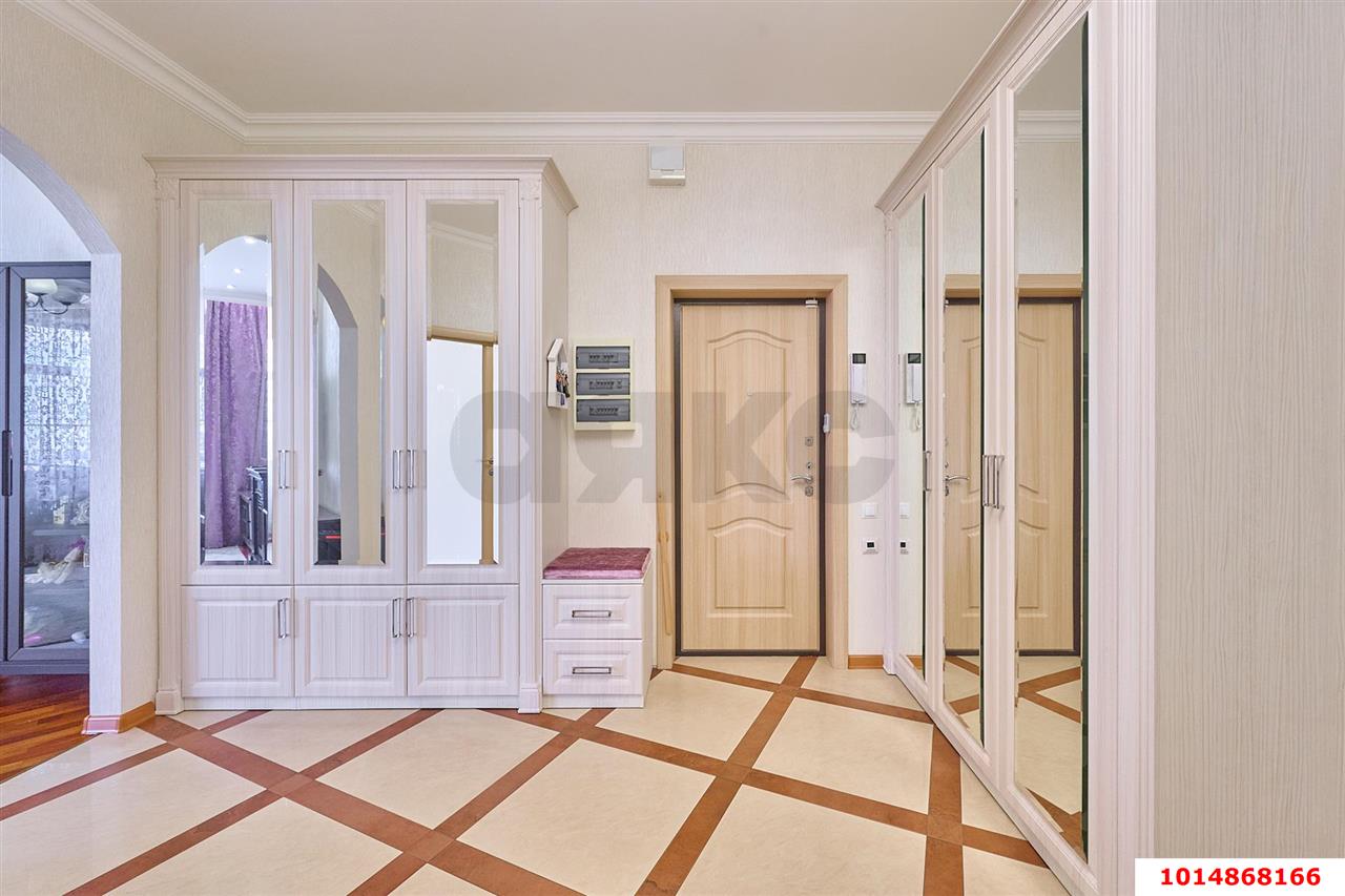 Фото №33: 4-комнатная квартира 137 м² - Краснодар, Центральный, ул. Октябрьская, 74