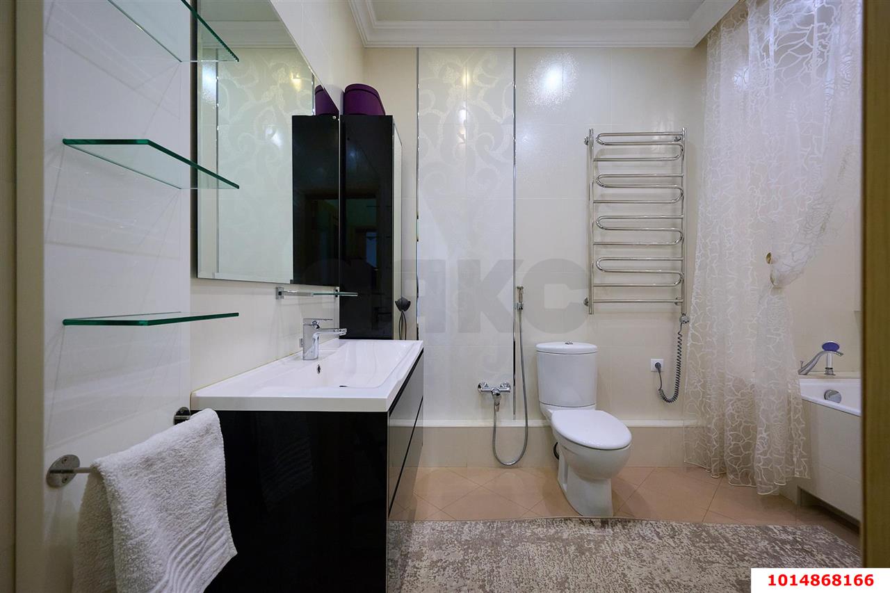 Фото №11: 4-комнатная квартира 137 м² - Краснодар, Центральный, ул. Октябрьская, 74