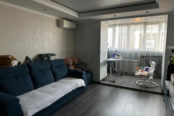 Фото №1: 3-комнатная квартира 74 м² - Краснодар, мкр. Военный городок № 109, ул. Кореновская, 73