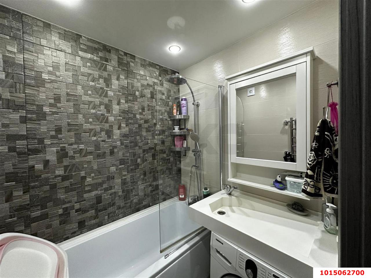 Фото №9: 3-комнатная квартира 74 м² - Краснодар, Военный городок № 109, ул. Кореновская, 73