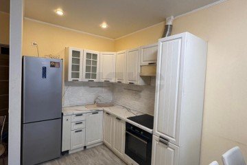 Фото №1: 1-комнатная квартира 44 м² - Краснодар, мкр. жилой комплекс Поющие Фонтаны, ул. имени Невкипелого, 10