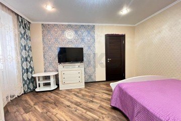 Фото №2: 2-комнатная квартира 50 м² - Краснодар, мкр. Завод Радиоизмерительных Приборов, пер. Гаражный, 9