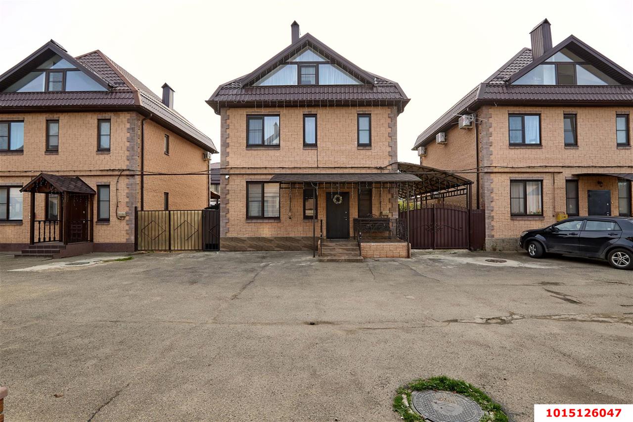 Фото №1: Дом 183 м² + 3.3 сот. - Новая Адыгея, ул. Адыгейская, 13Б