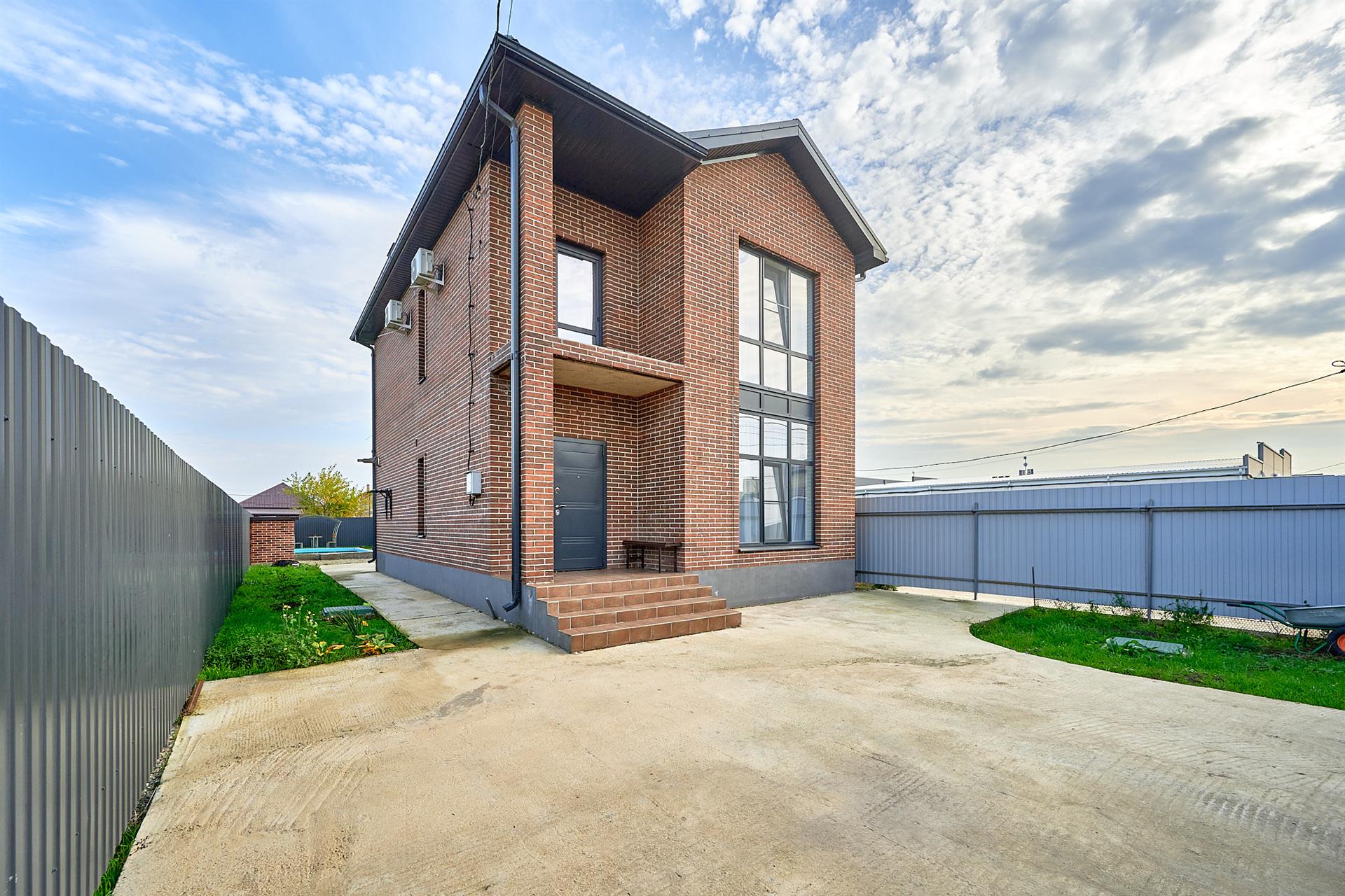 Фото №41: Дом 121 м² + 4 сот. - Краснодар, Прикубанский внутригородской округ, мкр. Тихая Поляна, ул. Писателя И.Ф. Вараввы