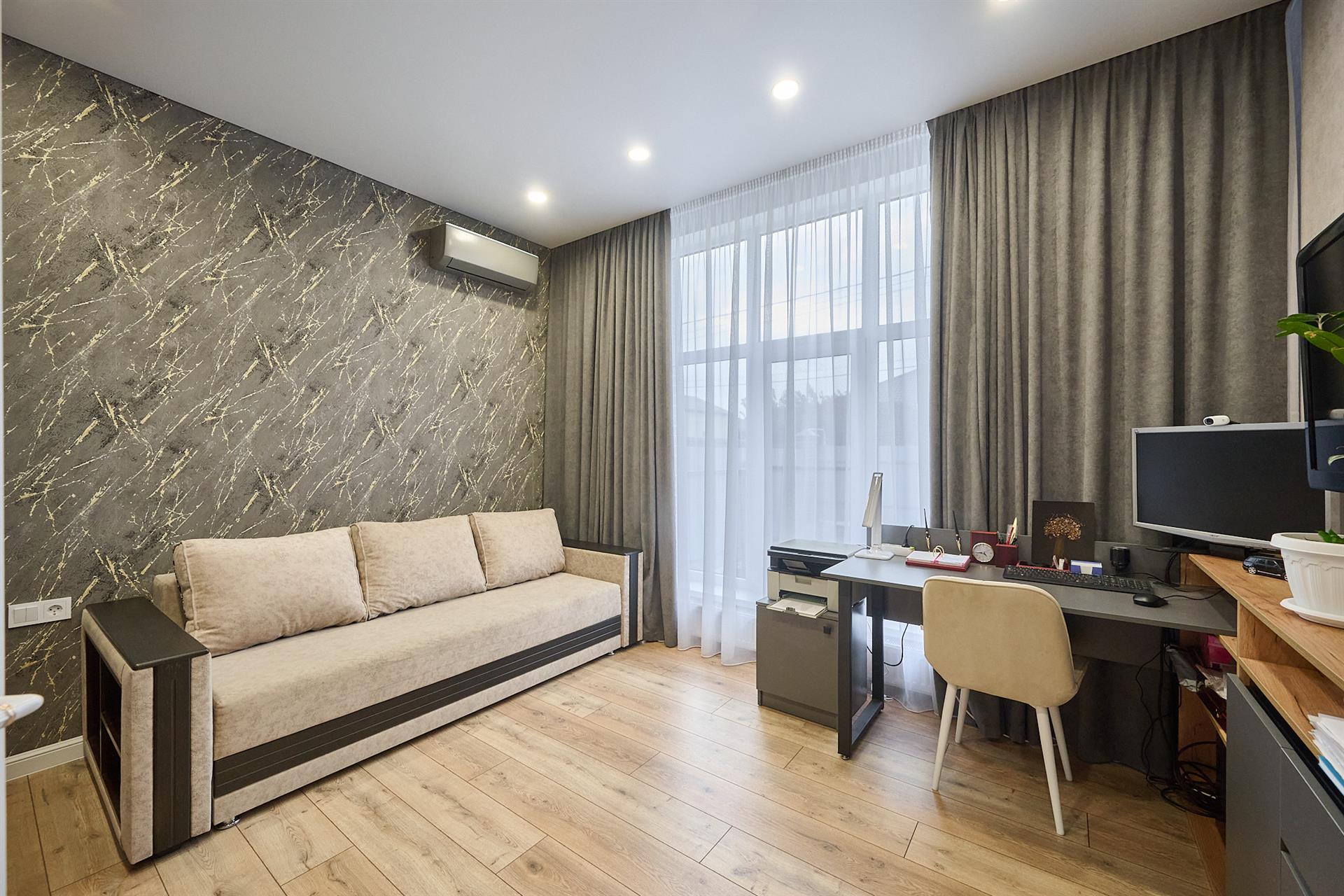 Фото №14: Дом 121 м² + 4 сот. - Краснодар, Прикубанский внутригородской округ, мкр. Тихая Поляна, ул. Писателя И.Ф. Вараввы