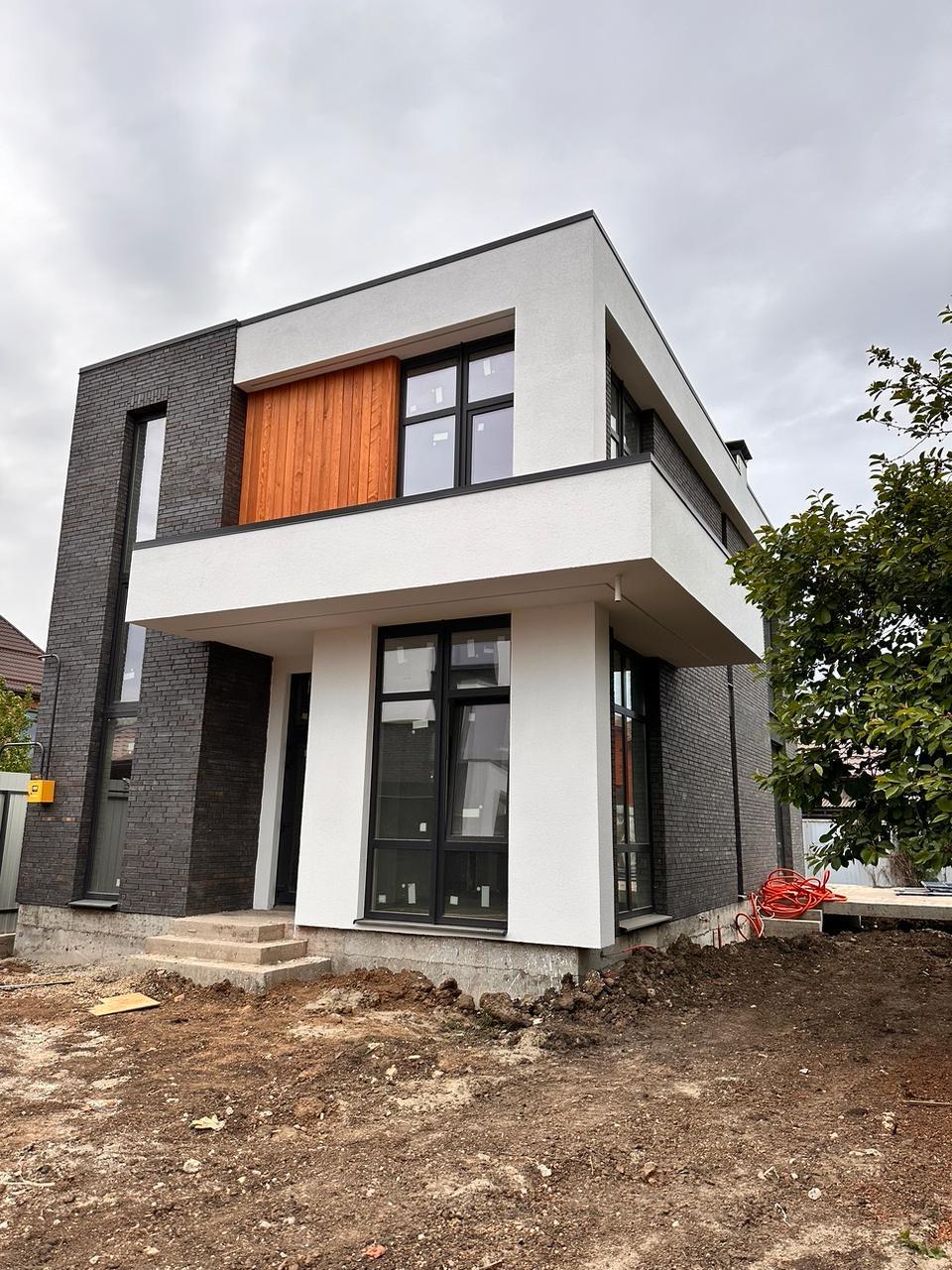 Фото №1: Земельный участок 10 сот. - Краснодар, Прикубанский внутригородской округ, Калинино, мкр. Завод Радиоизмерительных Приборов, ул. Брюховецкая