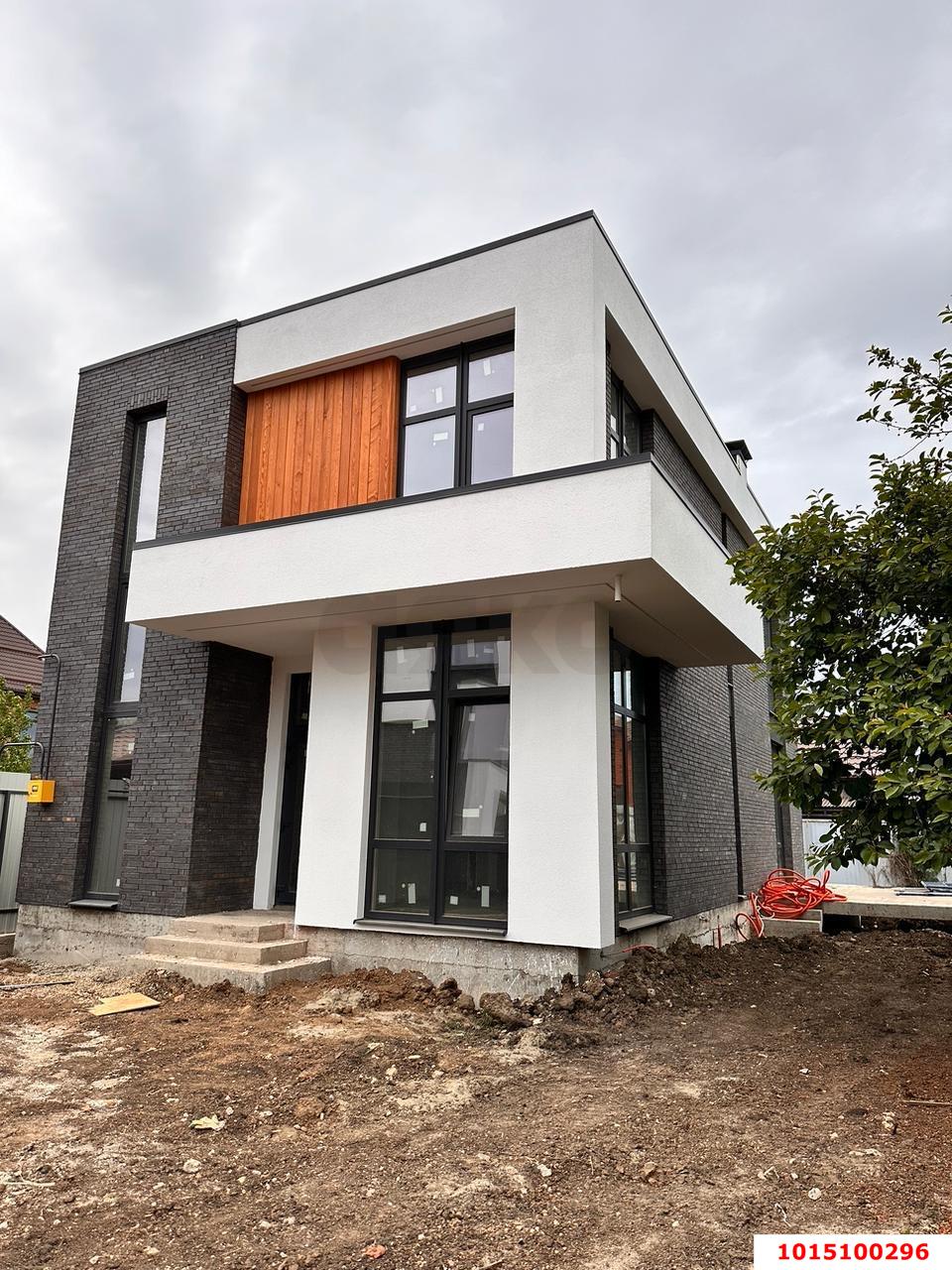 Фото №1: Земельный участок под ИЖС 10 сот. - Краснодар, Завод Радиоизмерительных Приборов, ул. Брюховецкая