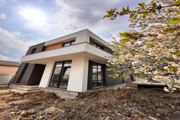 Фото №3: Земельный участок 10 сот. - Краснодар, мкр. Завод Радиоизмерительных Приборов, ул. Брюховецкая