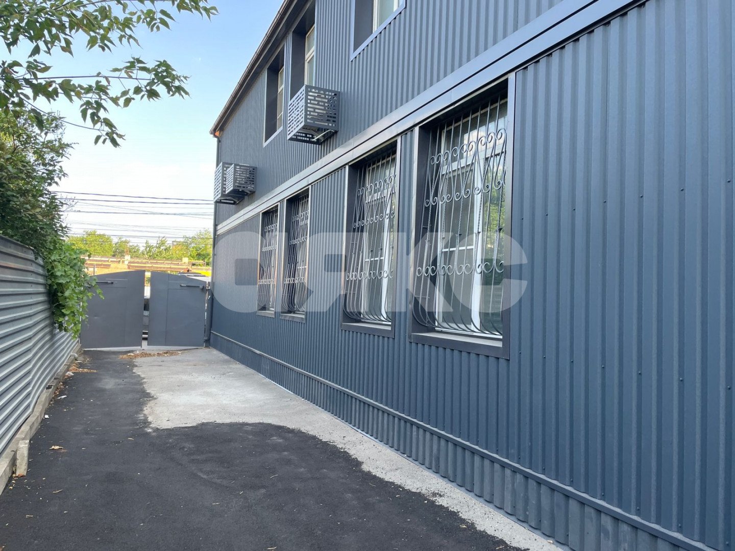 Фото №2: Коммерция 414 м² - Ростов-на-Дону, квартал Змиёвка, ул. Доватора, 102