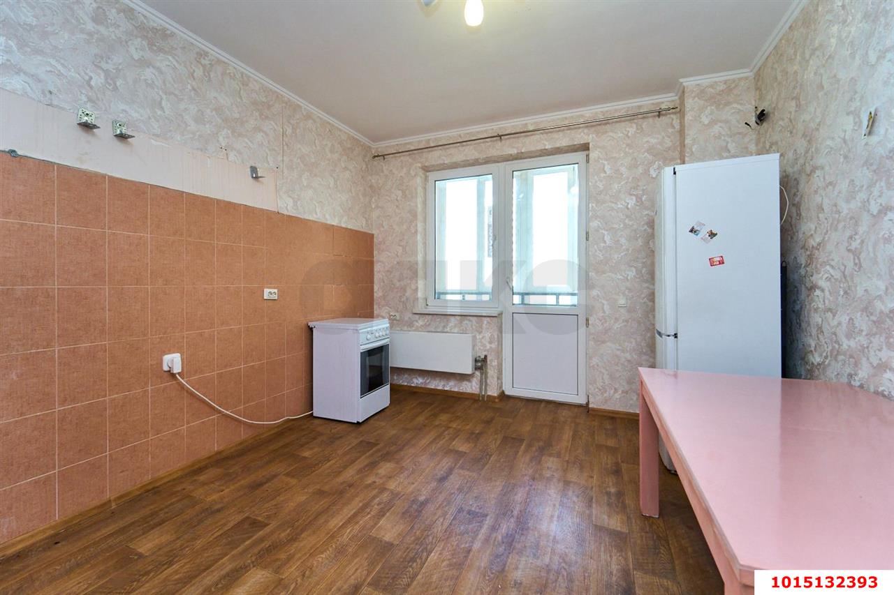 Фото №9: 2-комнатная квартира <span class="whitespace-nowrap">70 м²</span>, <span class="whitespace-nowrap">3/15 эт.</span> - Краснодар, Прикубанский внутригородской округ, Солнечный, мкр. Фестивальный, ул. Яна Полуяна, 39