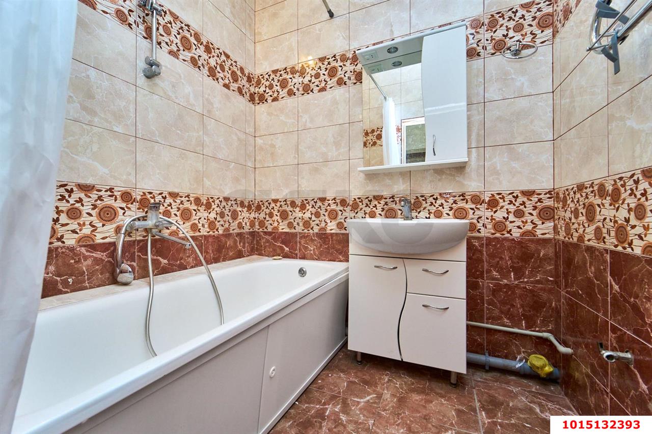 Фото №14: 2-комнатная квартира <span class="whitespace-nowrap">70 м²</span>, <span class="whitespace-nowrap">3/15 эт.</span> - Краснодар, Прикубанский внутригородской округ, Солнечный, мкр. Фестивальный, ул. Яна Полуяна, 39