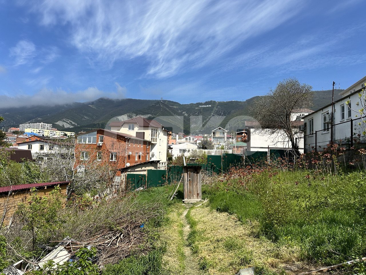 Фото №6: Земельный участок под ИЖС 7.4 сот. - Геленджик, ул. Красных Партизан, 31