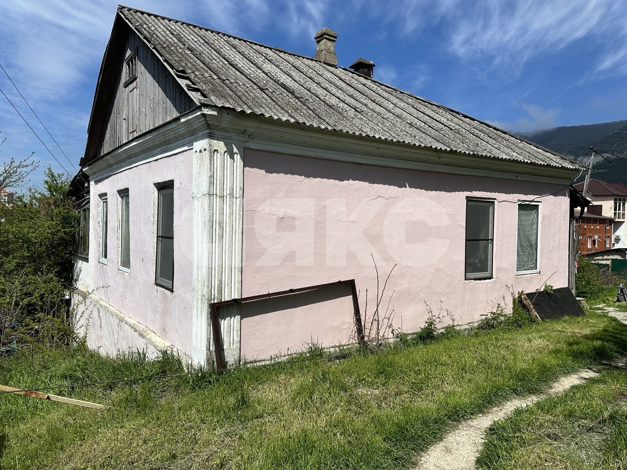 Фото №3: Земельный участок под ИЖС 7.4 сот. - Геленджик, ул. Красных Партизан, 31