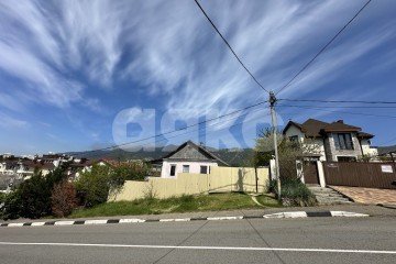 Фото №1: Земельный участок под ИЖС - Геленджик, ул. Красных Партизан, 31