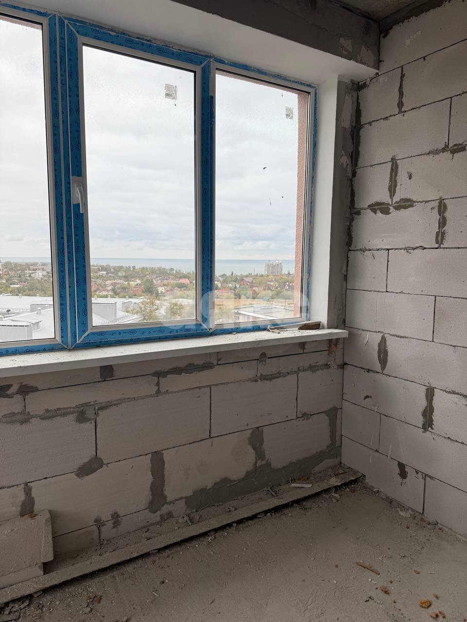 Фото №8: 3-комнатная квартира 130 м² - Мариуполь, Жовтневый, ул. Бахчиванджи, 5А