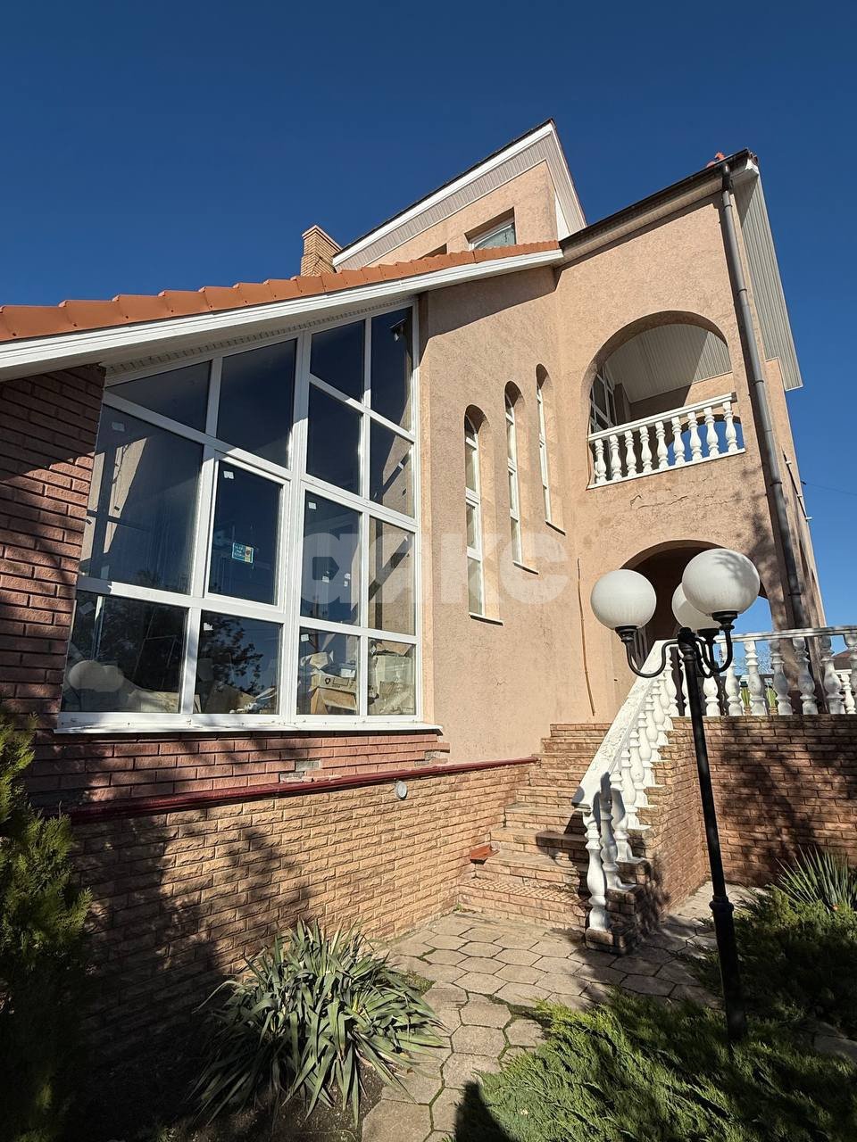 Фото №1: Дом 188 м² + 10.14 сот. - Белосарайская Коса