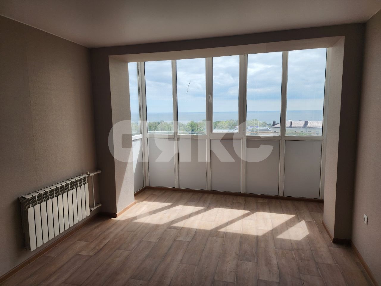 Фото №1: 2-комнатная квартира 47 м² - Мариуполь, Жовтневый, пр-кт Металлургов, 25