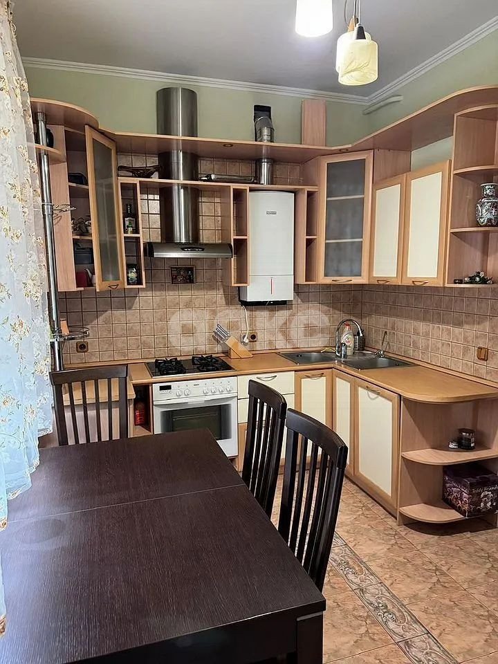 Фото №5: 2-комнатная квартира 72 м² - Ростов-на-Дону, Ленинский, ул. Обороны, 1