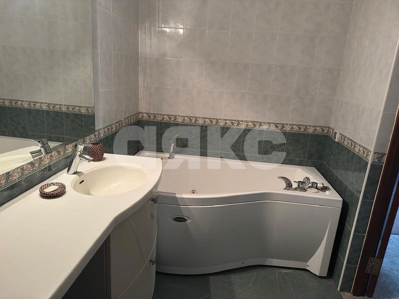 Фото №11: 2-комнатная квартира 72 м² - Ростов-на-Дону, Ленинский, ул. Обороны, 1