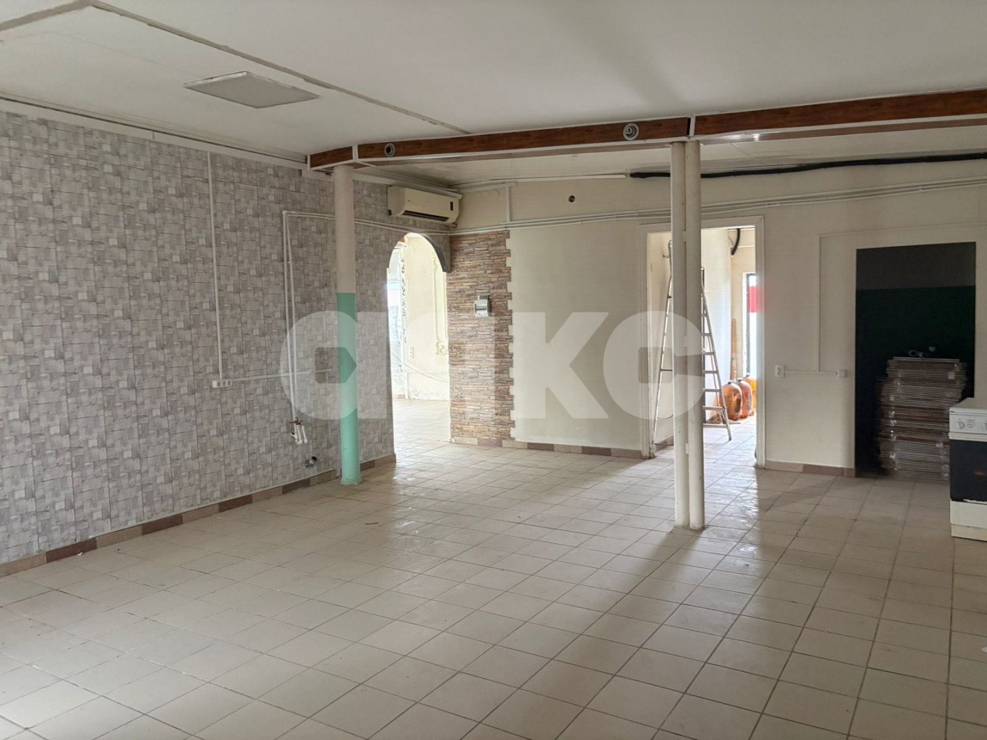 Фото №9: Коммерция 240 м² - Большие Салы, ул. Ленина, 7А