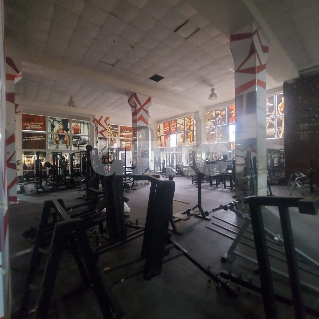 Фото №1: Коммерция 801 м² - Ростов-на-Дону, Нахичевань, ул. 1-я Линия, 74