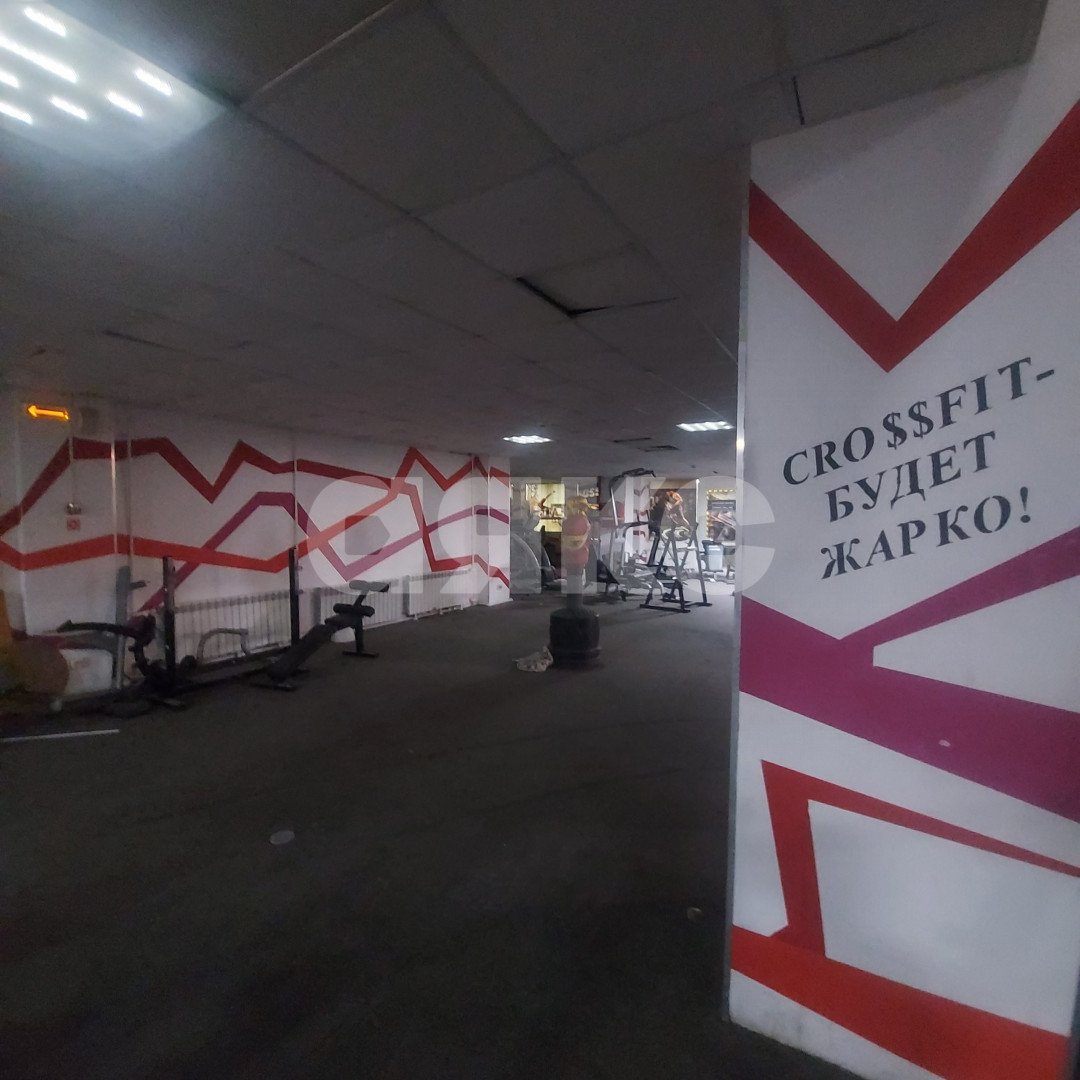 Фото №2: Коммерция 801 м² - Ростов-на-Дону, Нахичевань, ул. 1-я Линия, 74