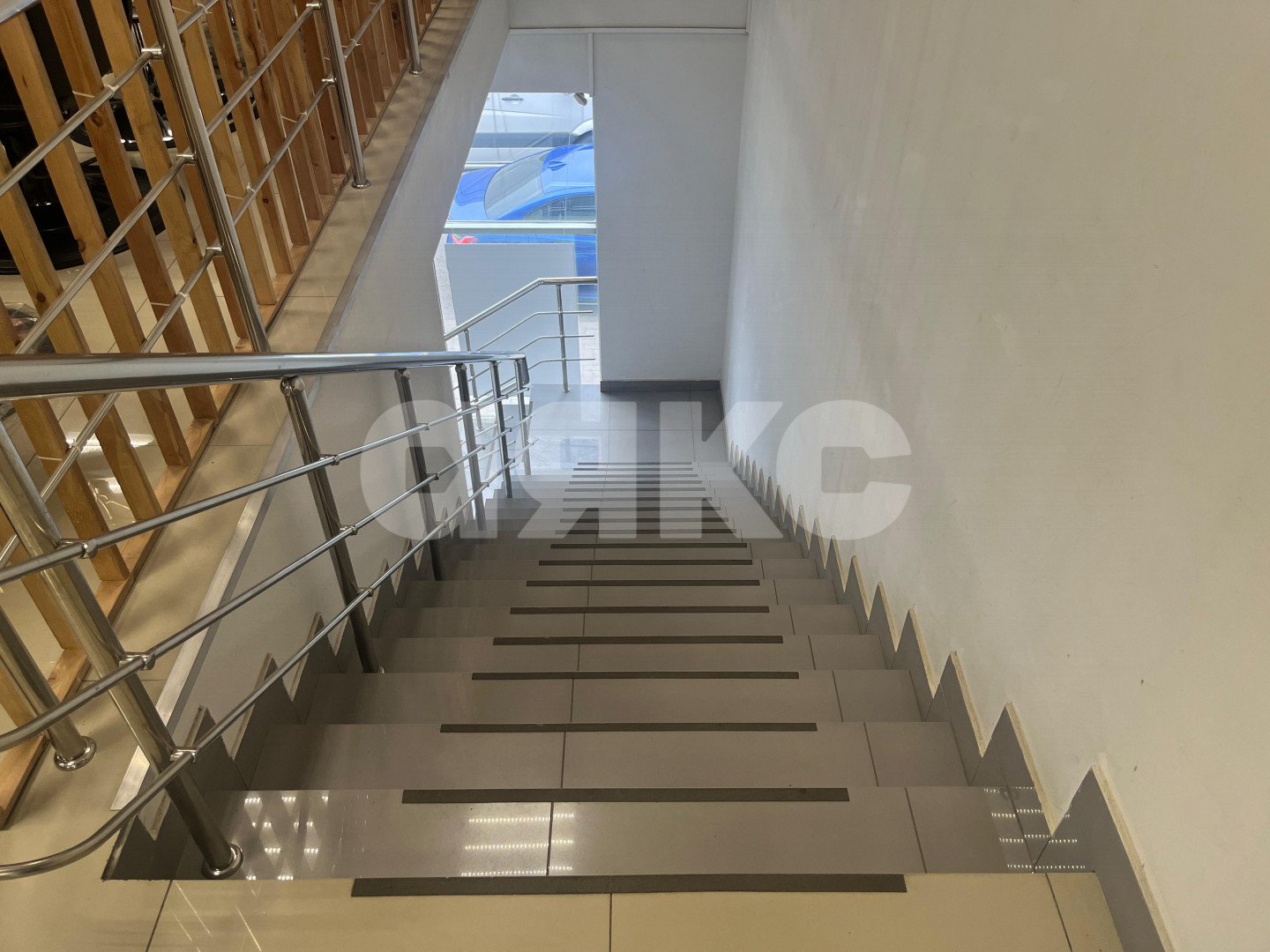 Фото №8: Коммерция 420 м² - Ростов-на-Дону, Пролетарский, ул. Текучёва, 209Б