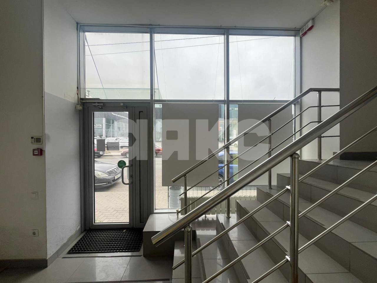 Фото №11: Коммерция 420 м² - Ростов-на-Дону, Пролетарский, ул. Текучёва, 209Б