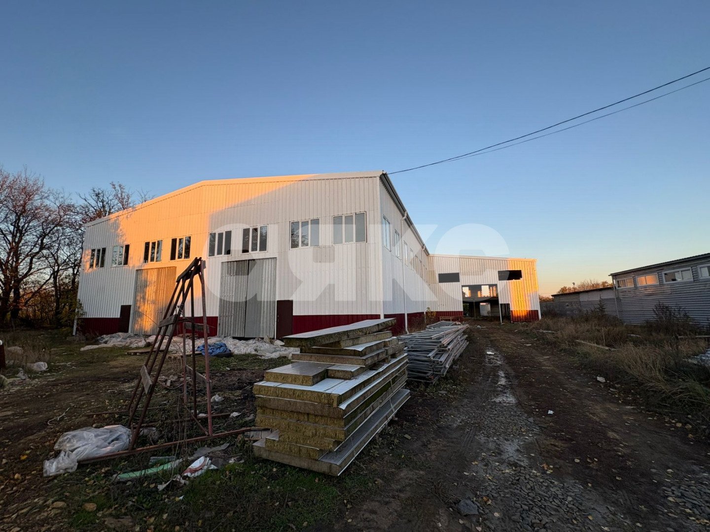 Фото №1: Коммерция 1300 м² - Ленинакан, ул. Дзержинского, 1И