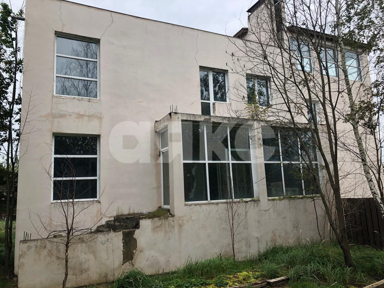 Фото №2: Дом 470 м² + 12 сот. - Ивановское, ул. 2-я линия, 97