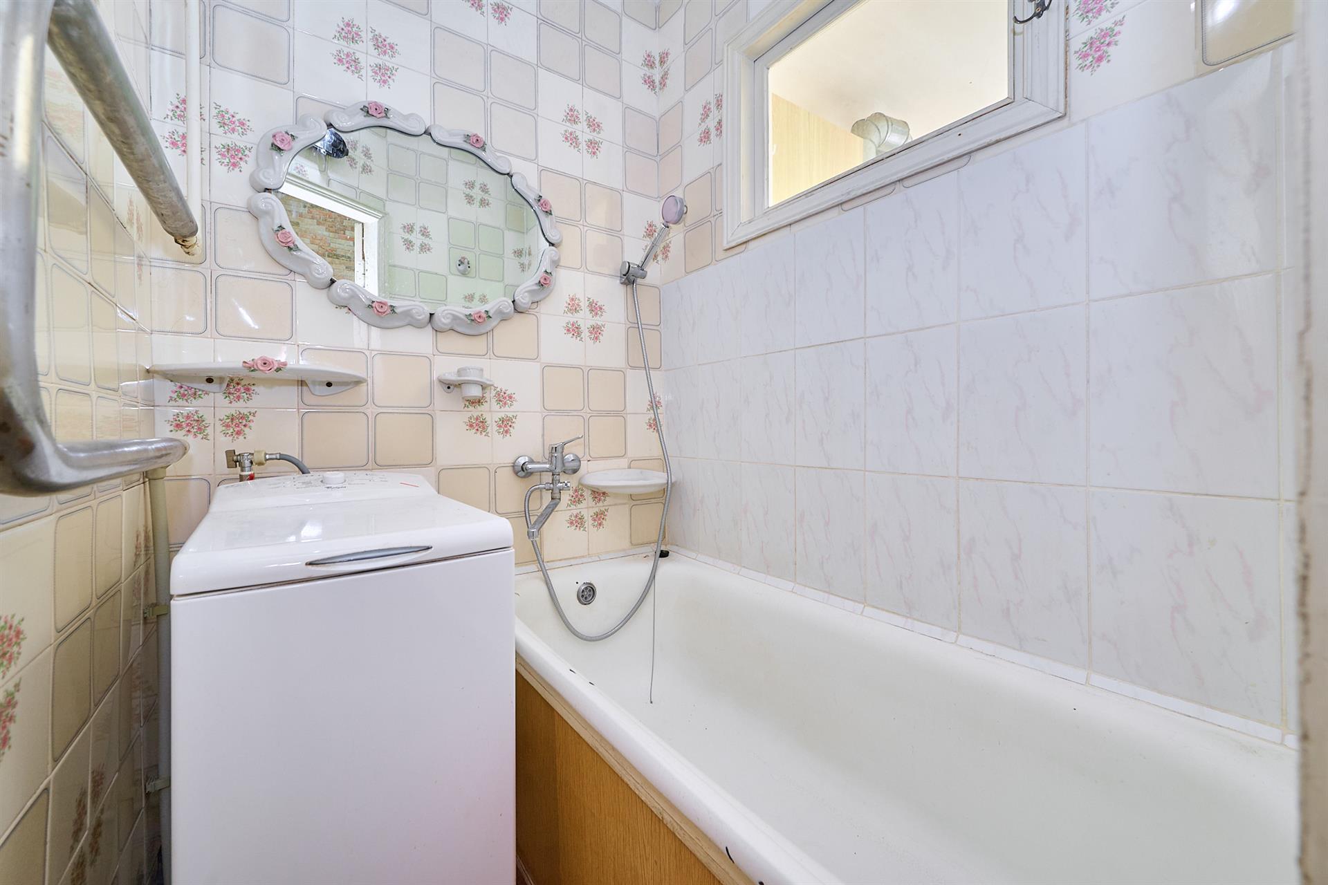 Фото №14: 3-комнатная квартира 56 м² - Краснодар, Центральный внутригородской округ, мкр. Дубинка, пр-д Полины Осипенко, 143