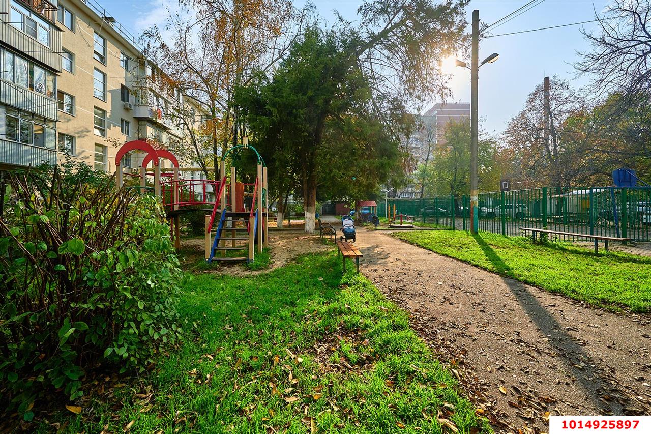 Фото №2: 3-комнатная квартира 56 м² - Краснодар, Дубинка, пр-д Полины Осипенко, 143