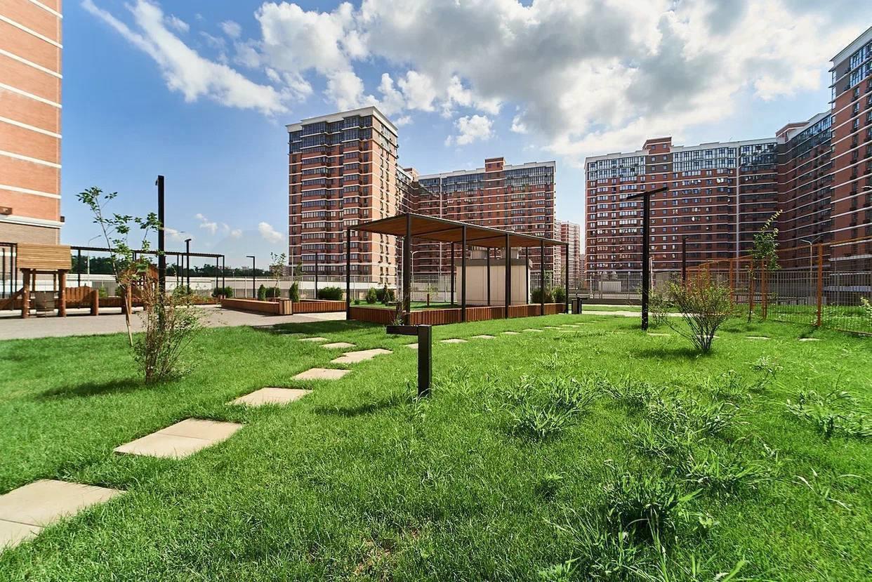 Фото №2: 1-комнатная квартира 37 м² - Краснодар, Прикубанский внутригородской округ, мкр. жилой комплекс Самолёт-6, ул. Ивана Беличенко, 92