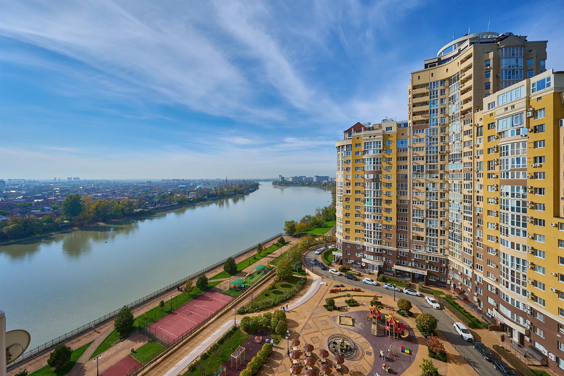 Фото №8: 3-комнатная квартира 129 м² - Краснодар, Кожзавод, мкр. Западный внутригородской округ, ул. Кожевенная, 26