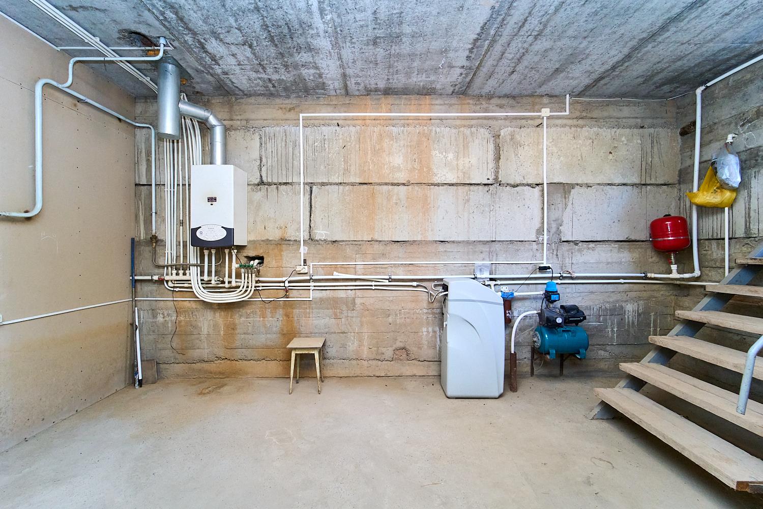 Фото №17: Дом 212 м² + 6.7 сот. - Белореченск, ул. Луценко, 120