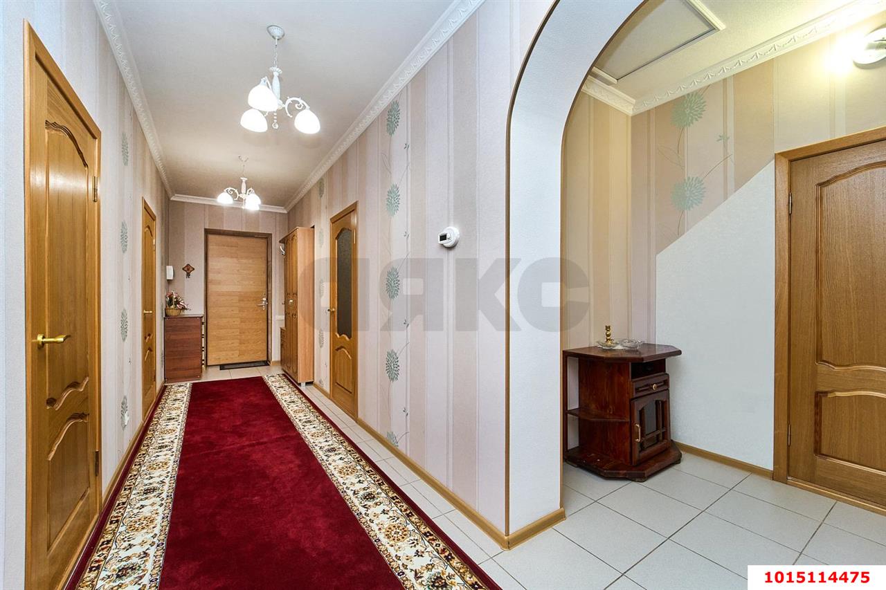 Фото №14: Дом 212 м² + 6.7 сот. - Белореченск, ул. Луценко, 120