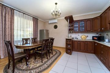 Фото №1: Дом 212 м² - Белореченск, ул. Луценко, 120