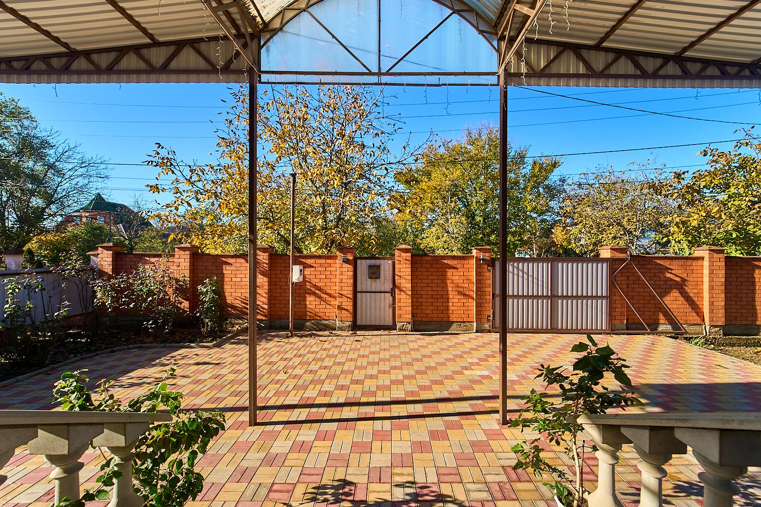 Фото №4: Дом 212 м² + 6.7 сот. - Белореченск, ул. Луценко, 120