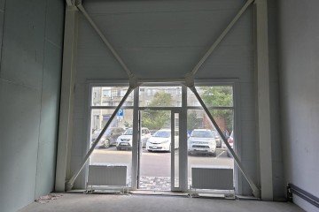 Фото №3: Торговое помещение 37 м² - Краснодар, мкр. Камвольно-суконный Комбинат, ул. 1-я Заречная, 56