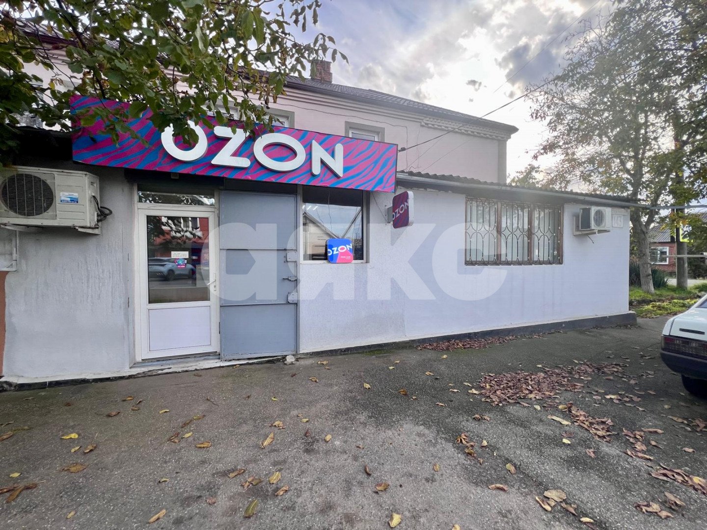 Фото №4: Коммерция 38 м² - Майкоп, Западный, ул. Жени Попова, 84