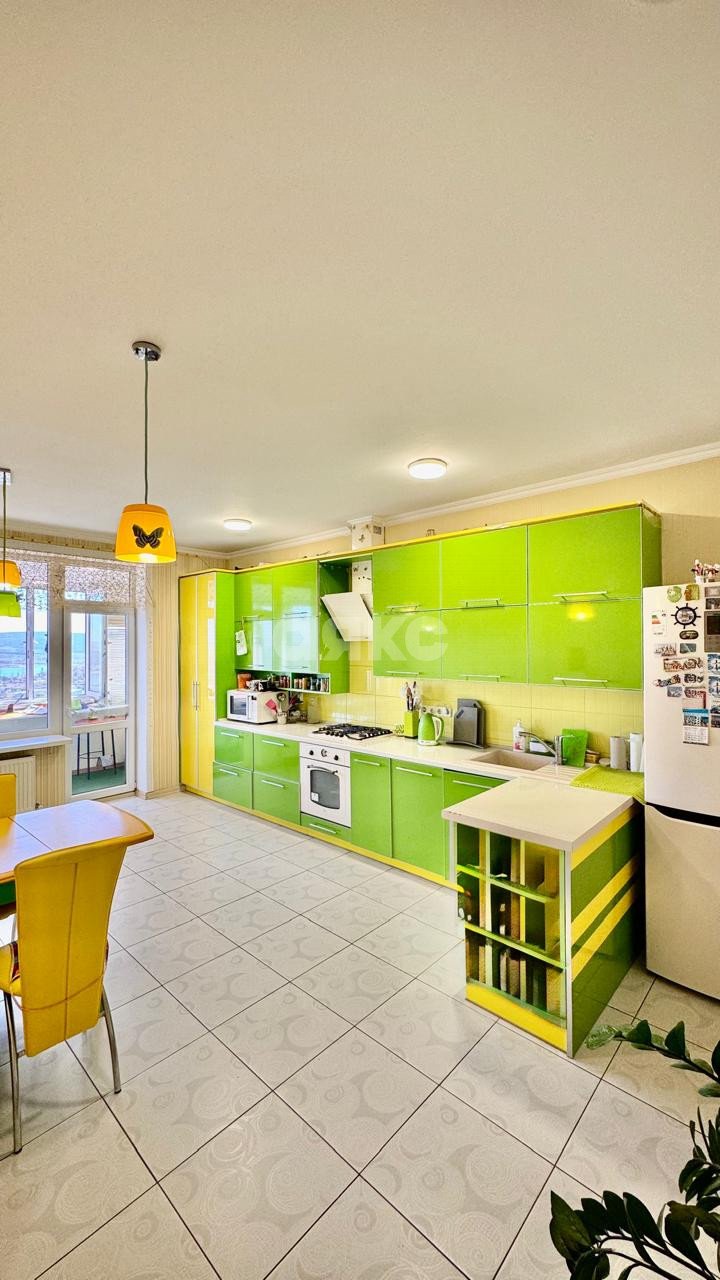 Фото №8: 2-комнатная квартира 67 м² - Симферополь, Киевский, ул. Нестерова, 58