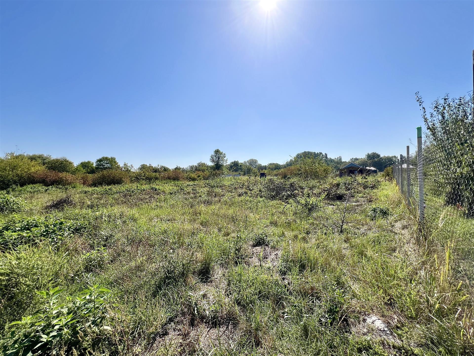 Фото №4: Земельный участок 10 сот. - Краснодар, Прикубанский внутригородской округ, Калинино, мкр. Завод Радиоизмерительных Приборов, ул. Уссурийская, 10